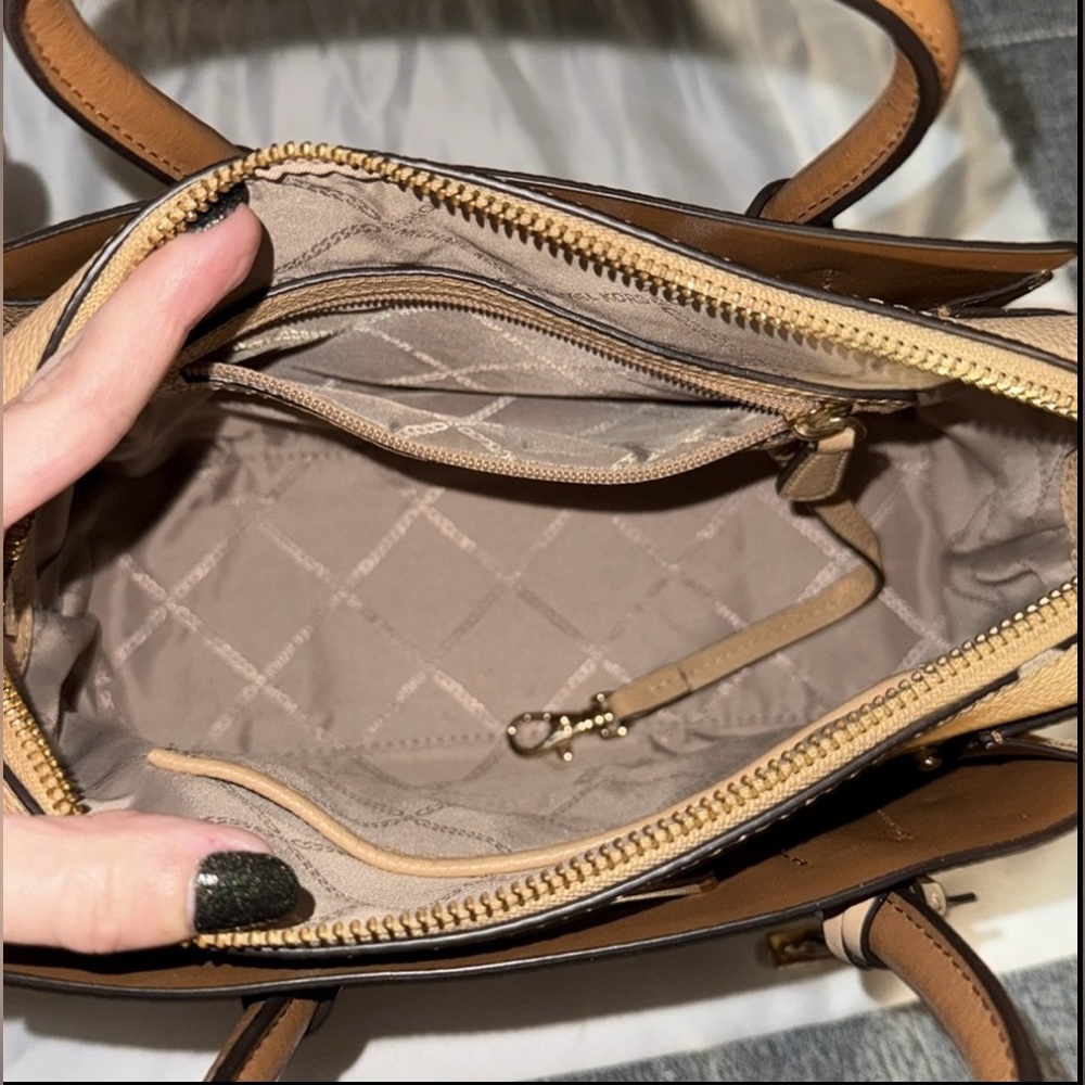 Michael Kors Bundle - Picture 5 of 12